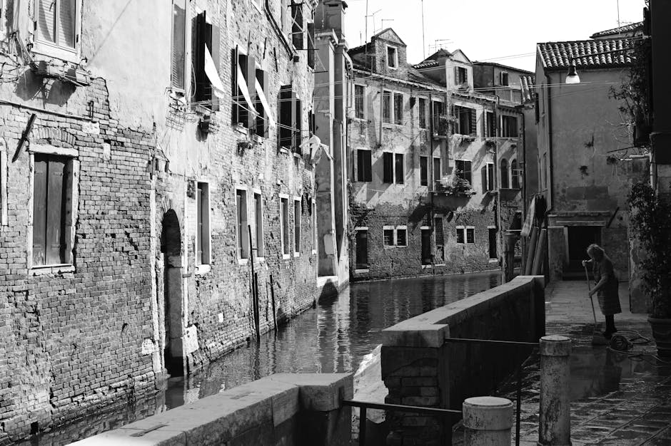 Venice the Easy Way: Bridges, Vaporetto & Quiet Canals