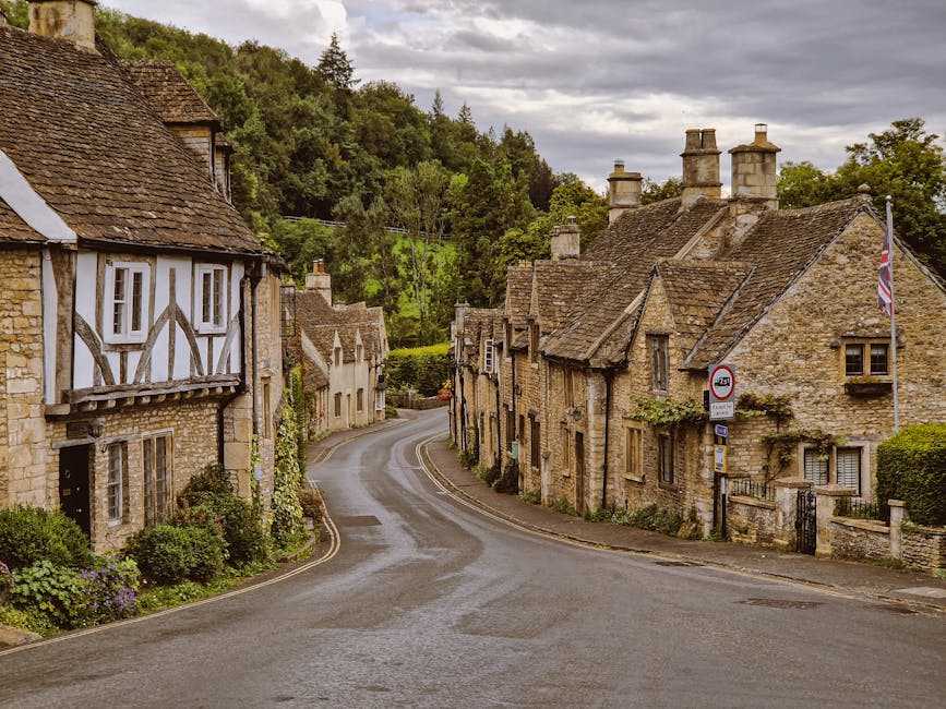Bath & the Cotswolds: Spas, Stone Villages & Short Hops